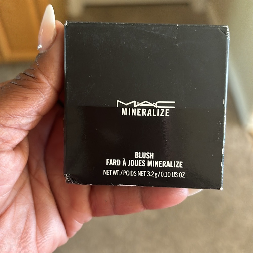 Makeup bundle NWT - Picture 4 of 16